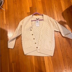 Brandy Melville chunky cardigan